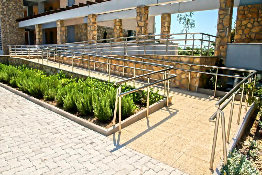 Cavos Fokidos Aparthotel Chiliadou  Exterior photo